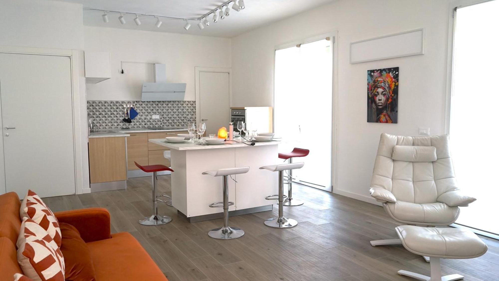 Nina House * Crema
